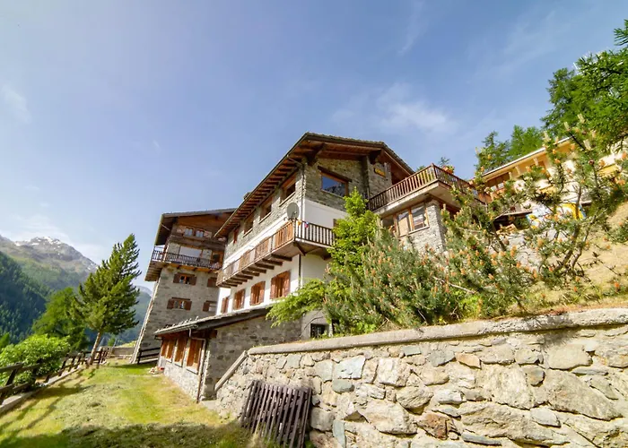 Hotel&Restaurant Perret - Mountain People