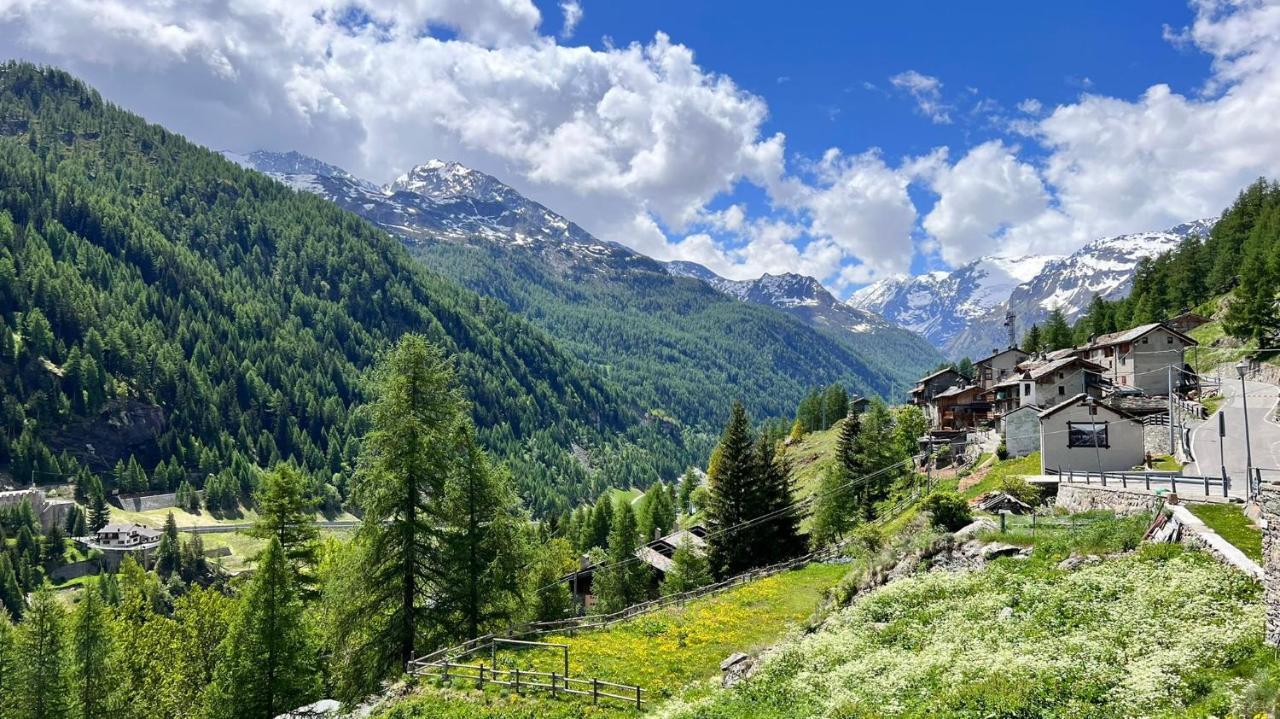 & Restaurant Perret - Mountain People Hotel 2*