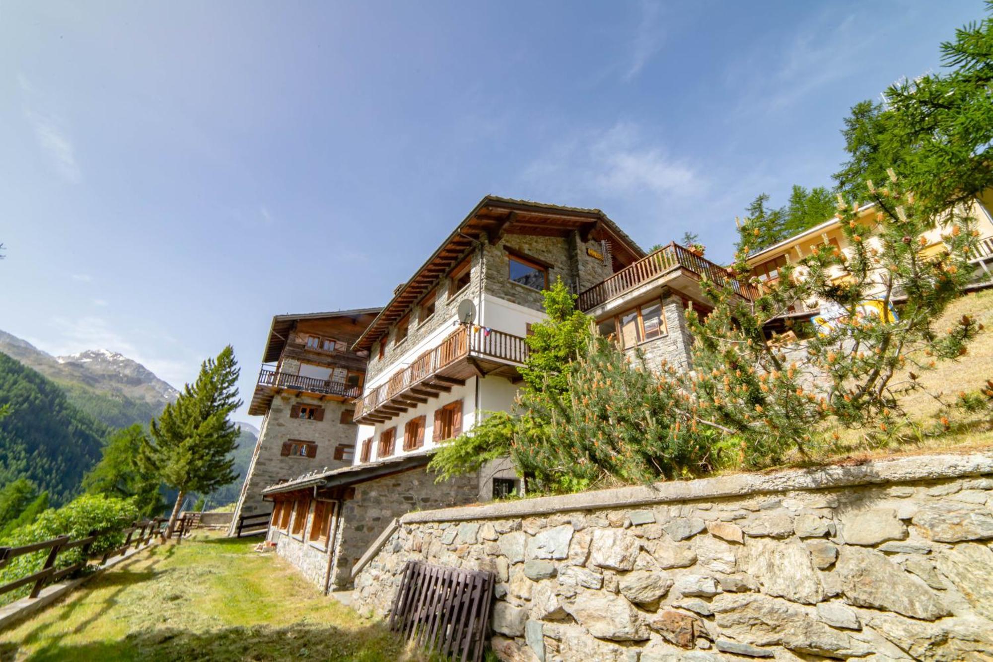 Hotel&restaurant Perret - Mountain People Hotel 2*