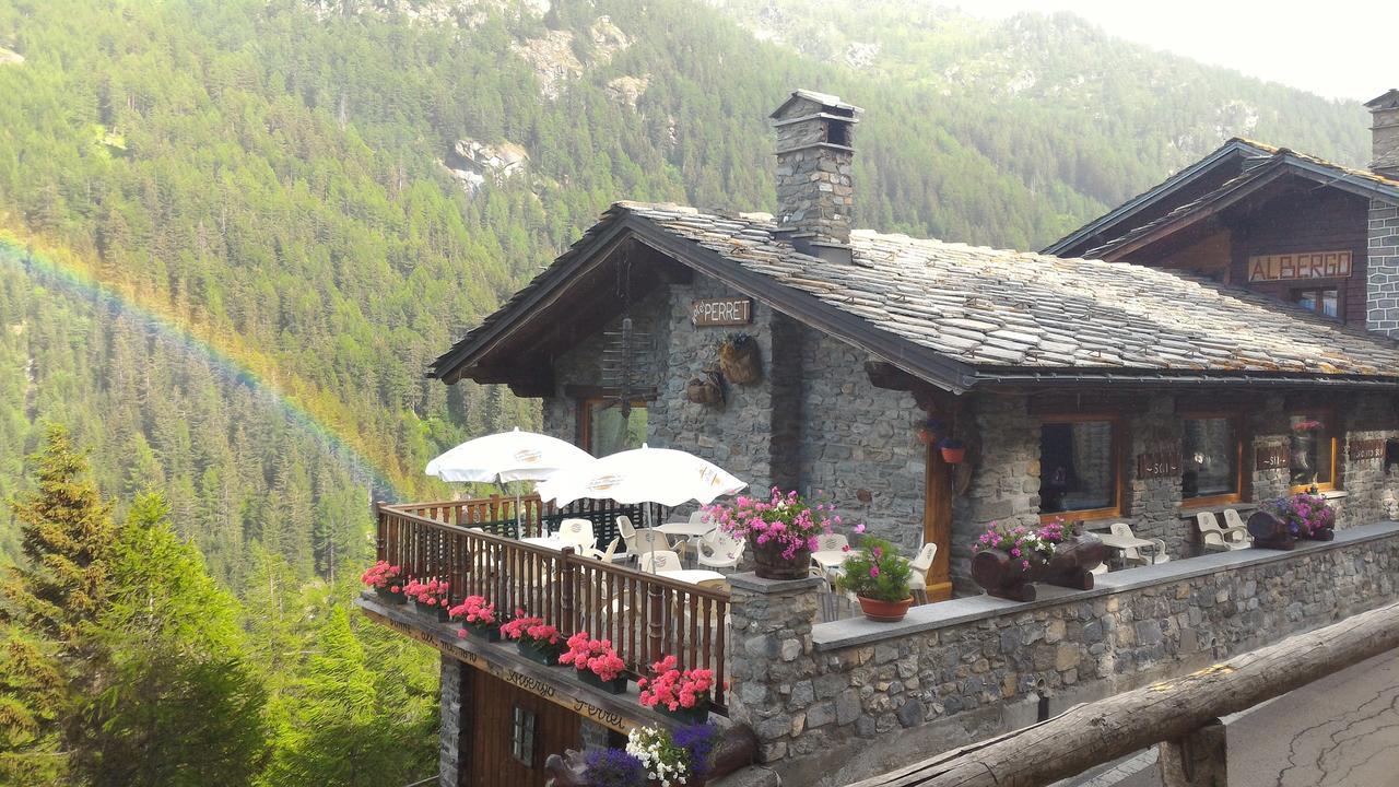& Restaurant Perret - Mountain People Hotel